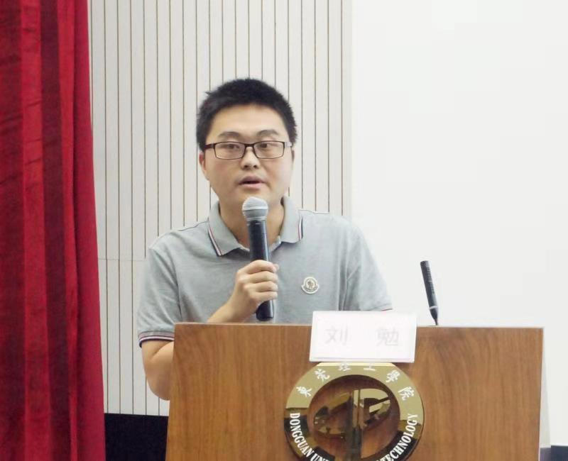 77779193永利联合莞馨社区举办第二期团校培训主题讲座3.jpg